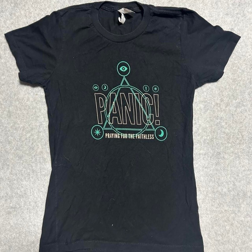EI-LO T-Shirt Women's Size Small Black Short Sleeve Panic At The Disco